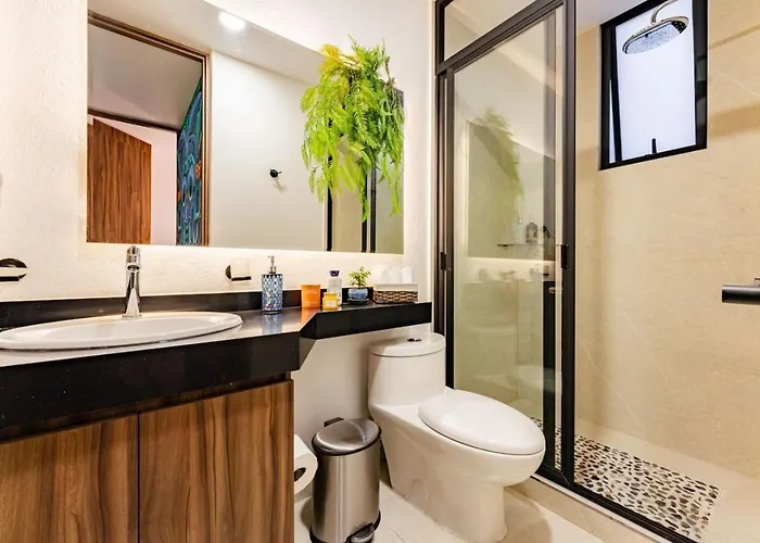 Luxury Ph With Rooftop, Bbq, And Stunning Views